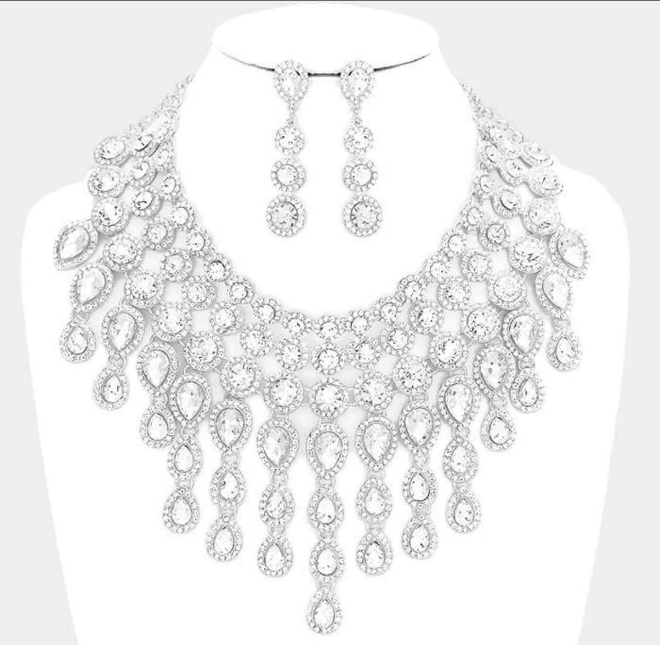 Evening Necklace Set Bib Style Silver Clear